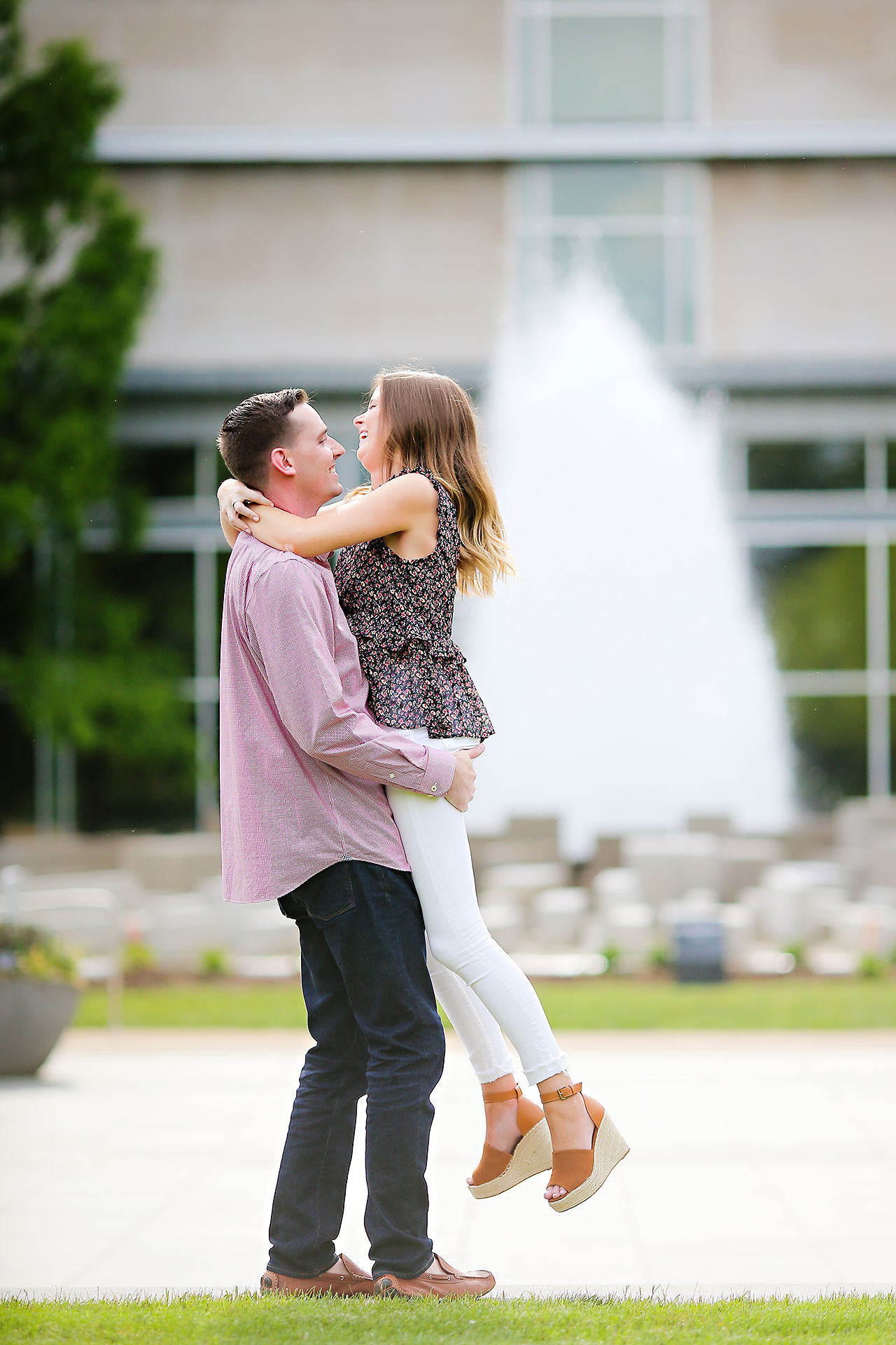 Erin Grant Indianpolis Museum of Art Newfields Engagement Session 065