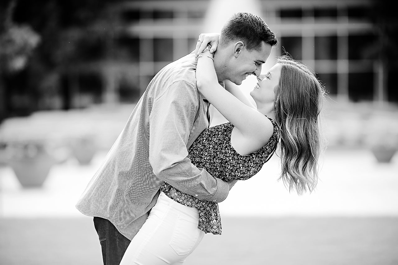 Erin Grant Indianpolis Museum of Art Newfields Engagement Session 067