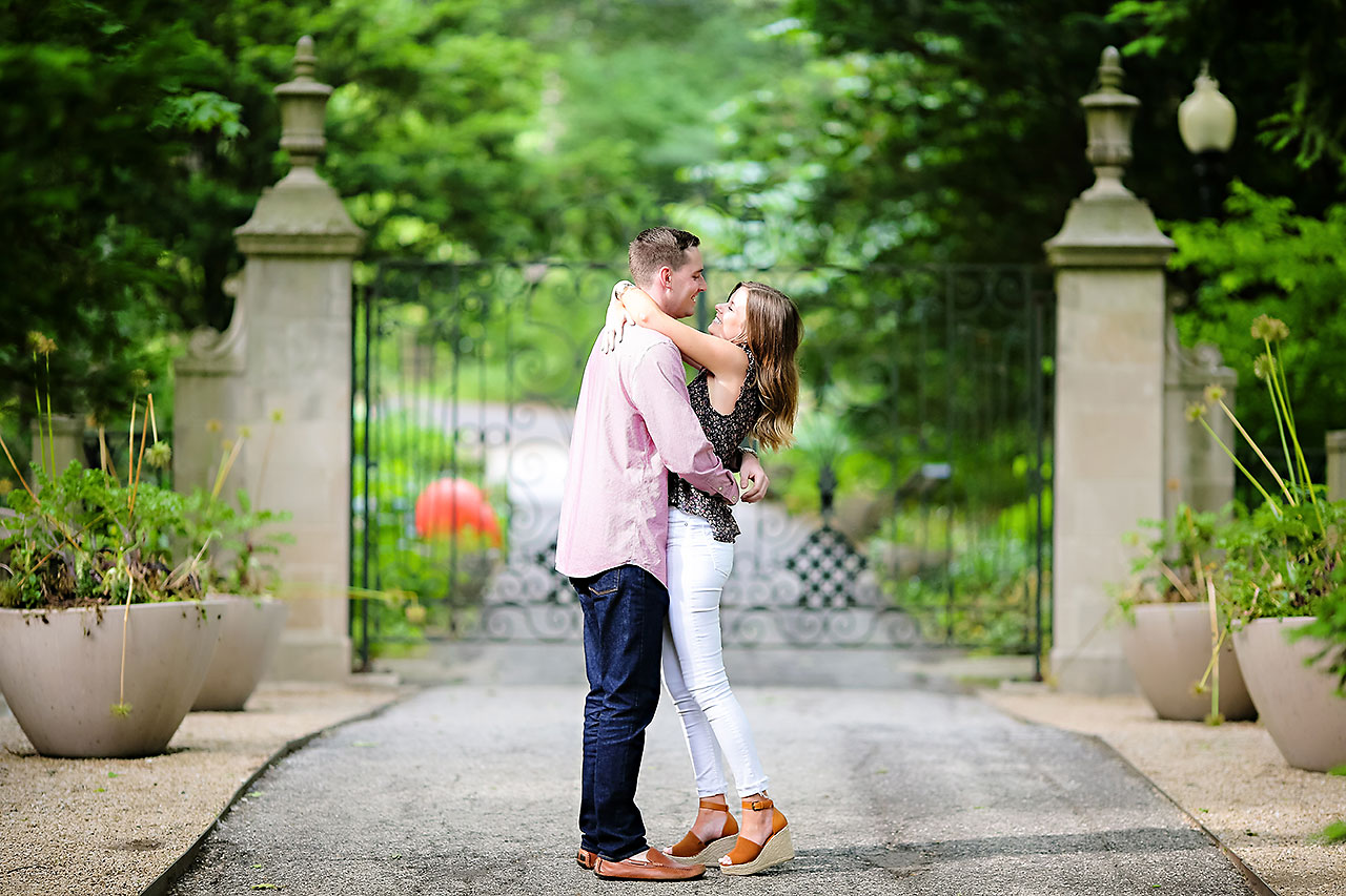 Erin Grant Indianpolis Museum of Art Newfields Engagement Session 057