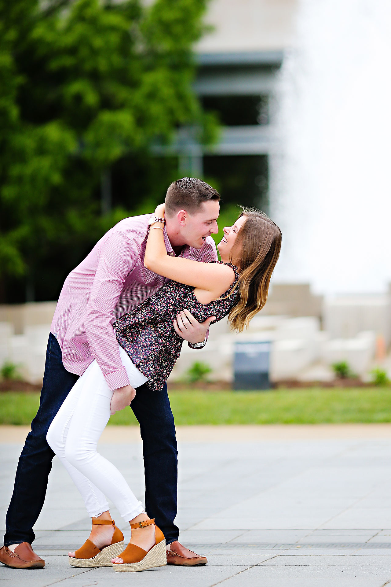 Erin Grant Indianpolis Museum of Art Newfields Engagement Session 009