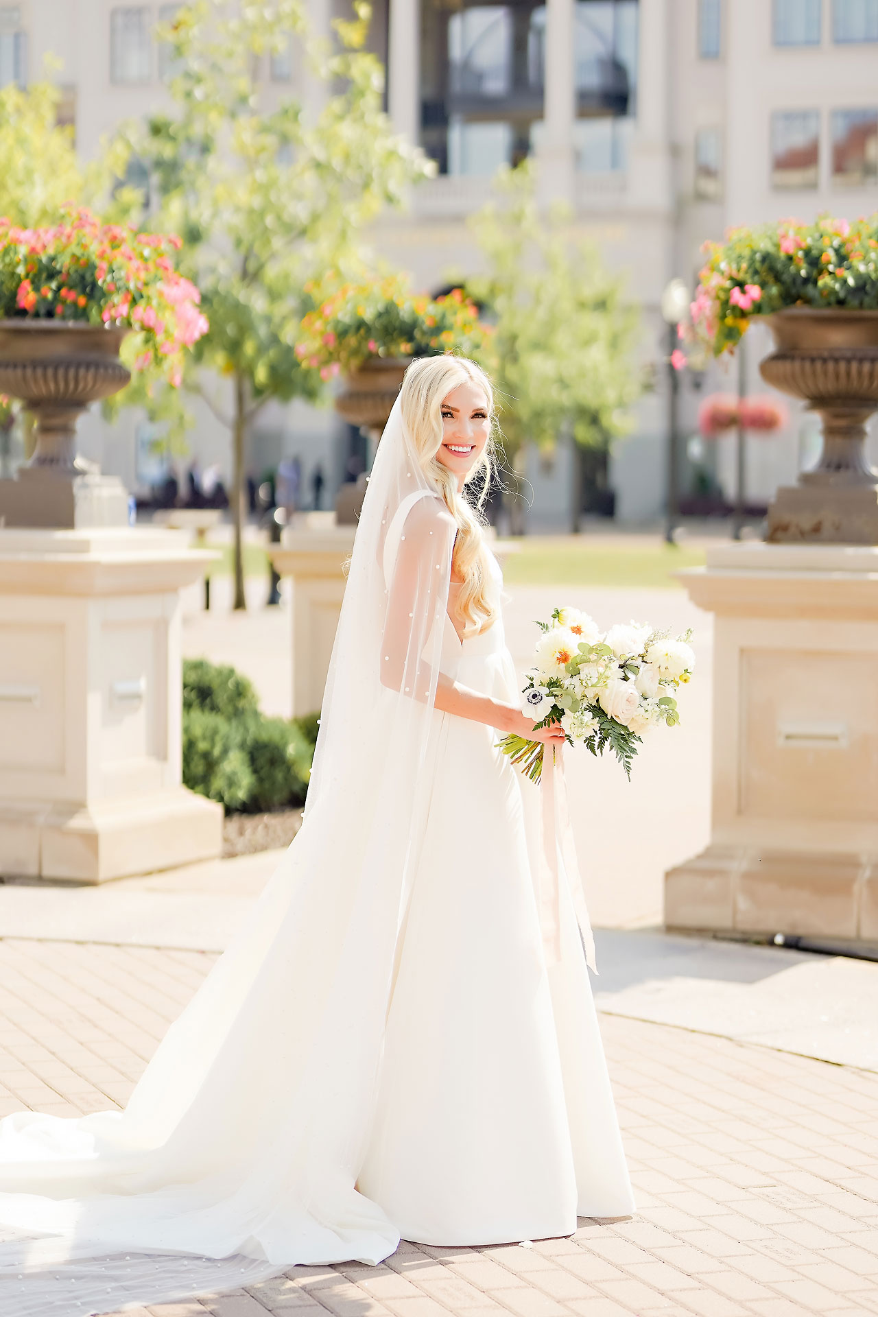 Heather Phil Second Presbyterian Scottish Rite Cathedral Indianapolis Wedding 120