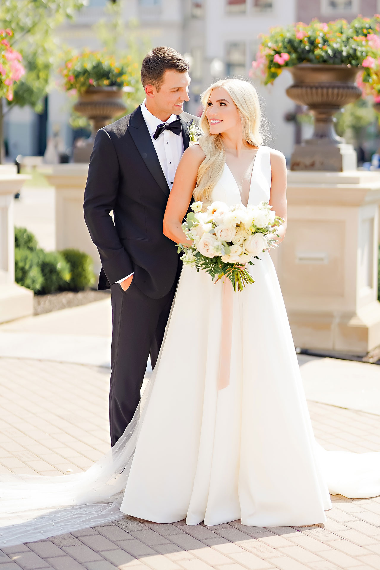 Heather Phil Second Presbyterian Scottish Rite Cathedral Indianapolis Wedding 157