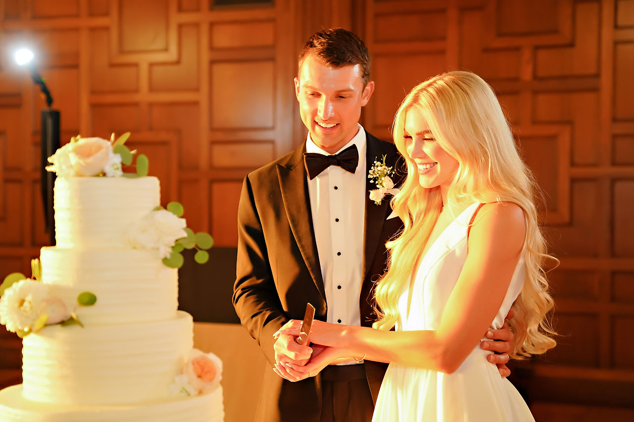 Heather Phil Second Presbyterian Scottish Rite Cathedral Indianapolis Wedding 306