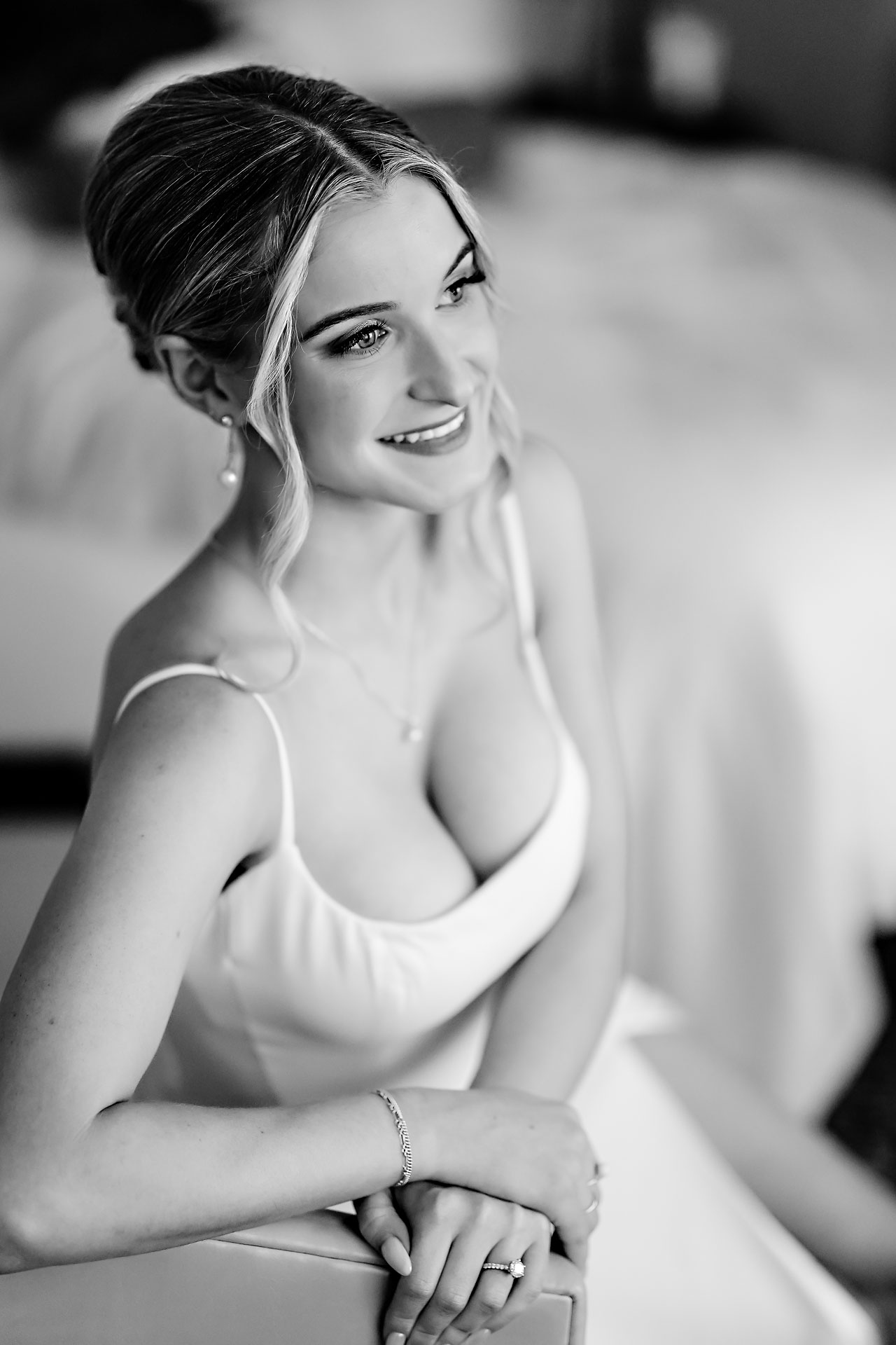 Lauren Colin Crowne Plaza Union Station Grand Hall Indianapolis Wedding 059