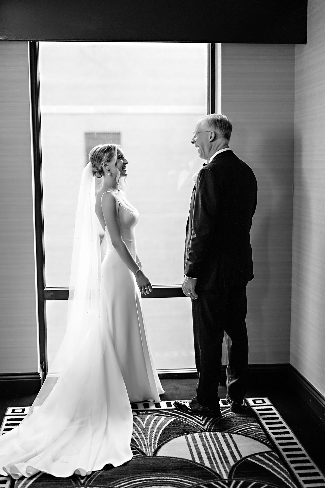 Lauren Colin Crowne Plaza Union Station Grand Hall Indianapolis Wedding 079