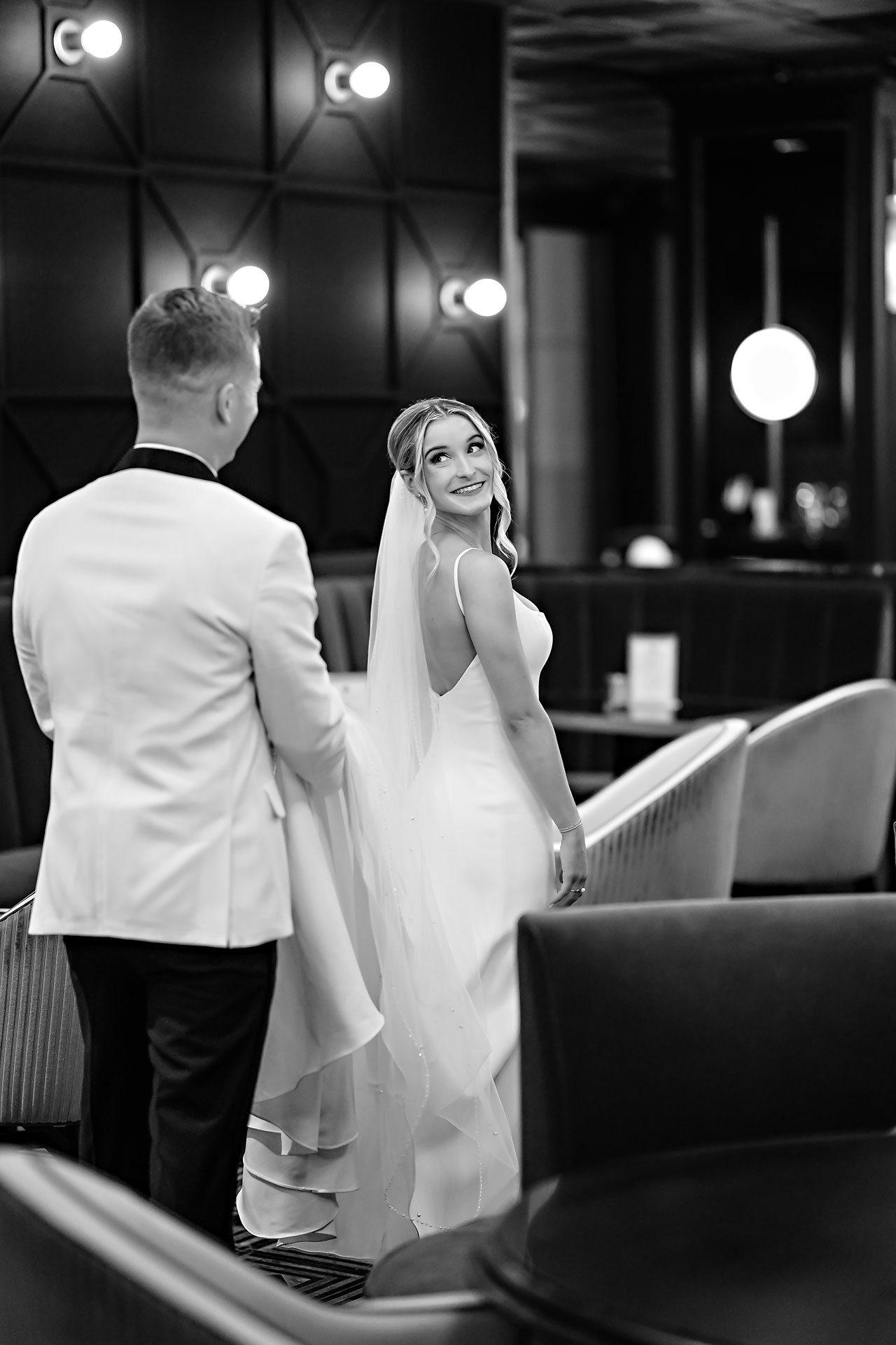 Lauren Colin Crowne Plaza Union Station Grand Hall Indianapolis Wedding 092