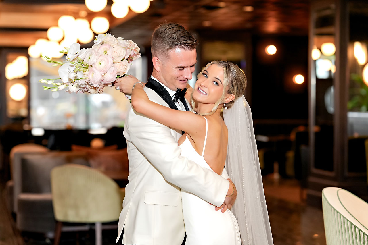 Lauren Colin Crowne Plaza Union Station Grand Hall Indianapolis Wedding 097