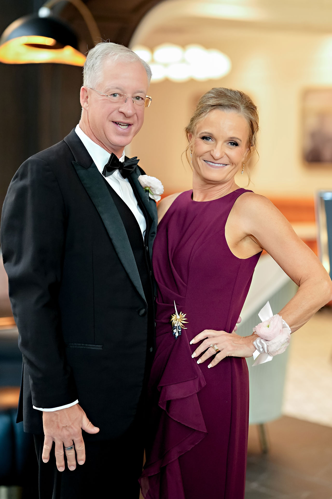Lauren Colin Crowne Plaza Union Station Grand Hall Indianapolis Wedding 125