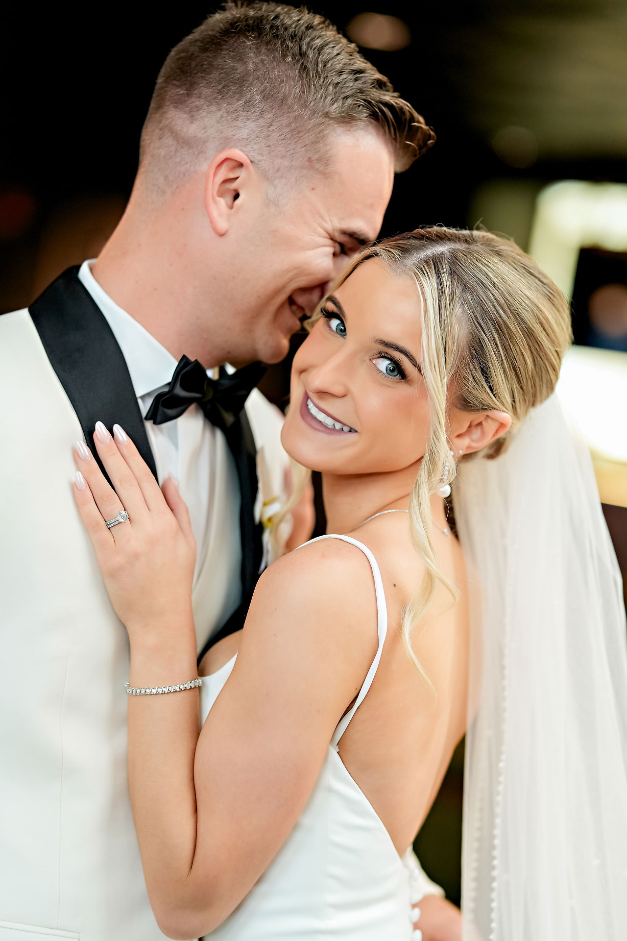 Lauren Colin Crowne Plaza Union Station Grand Hall Indianapolis Wedding 141