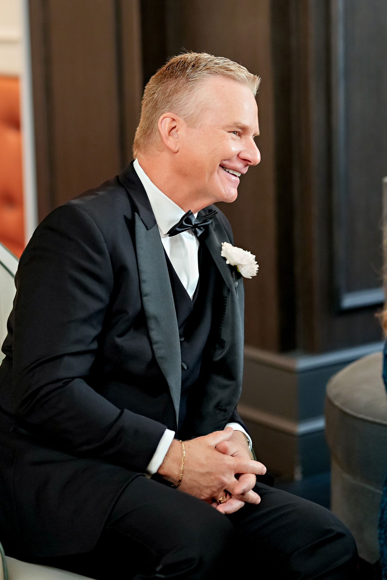 Lauren Colin Crowne Plaza Union Station Grand Hall Indianapolis Wedding 175
