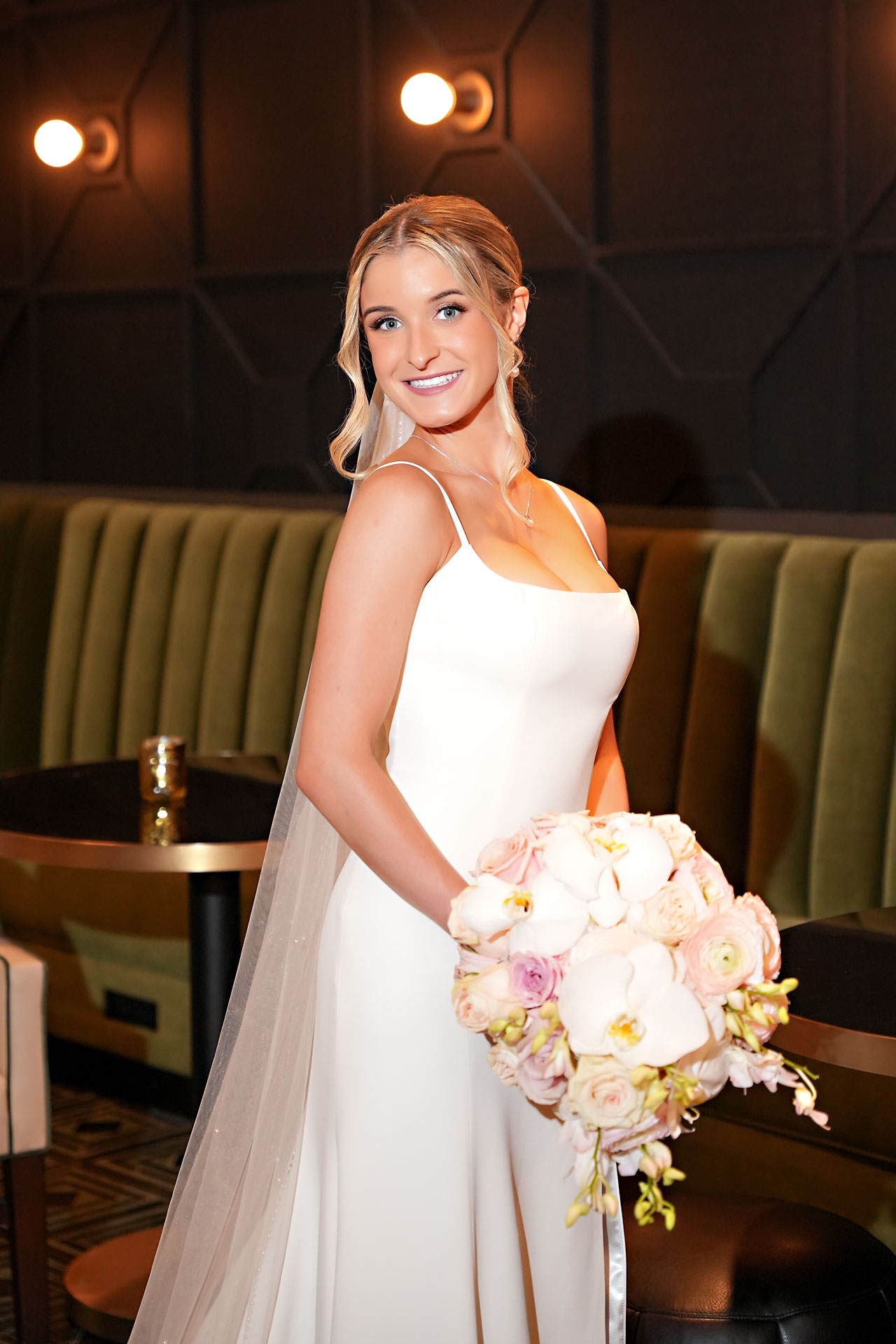 Lauren Colin Crowne Plaza Union Station Grand Hall Indianapolis Wedding 177