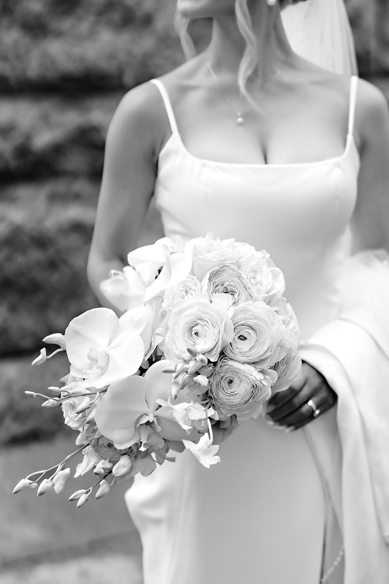 Lauren Colin Crowne Plaza Union Station Grand Hall Indianapolis Wedding 210