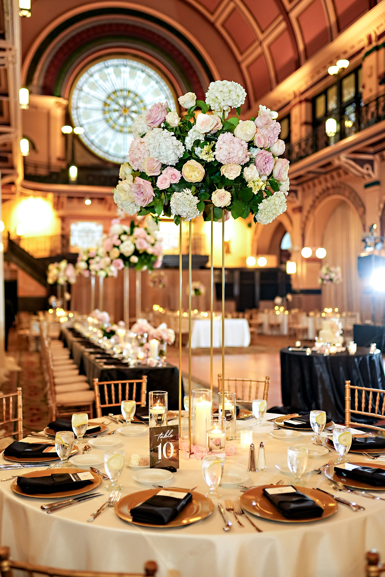 Lauren Colin Crowne Plaza Union Station Grand Hall Indianapolis Wedding 266