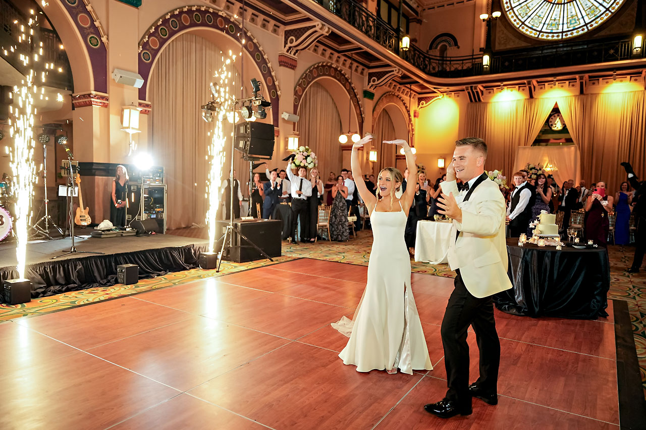 Lauren Colin Crowne Plaza Union Station Grand Hall Indianapolis Wedding 275
