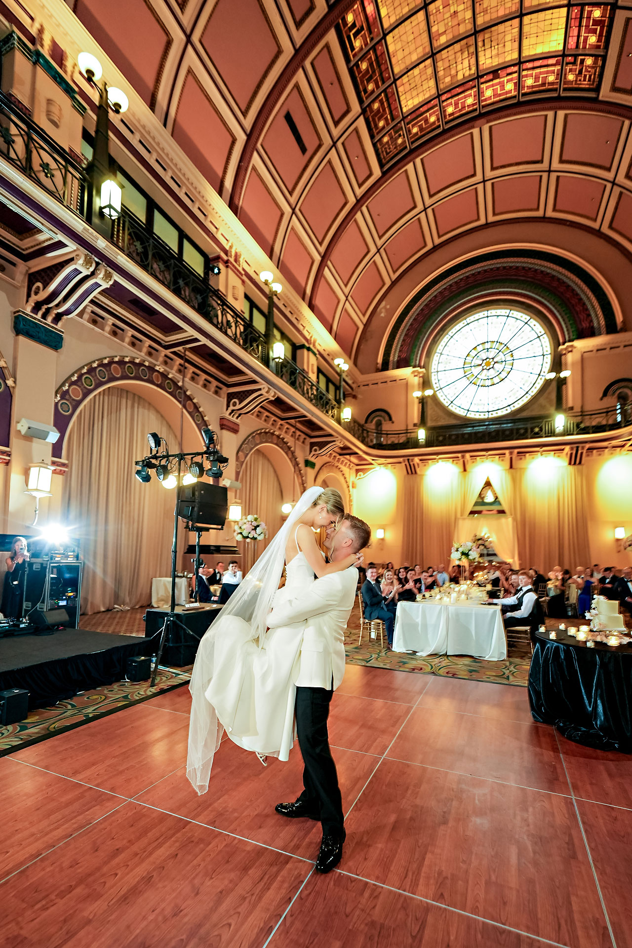 Lauren Colin Crowne Plaza Union Station Grand Hall Indianapolis Wedding 281