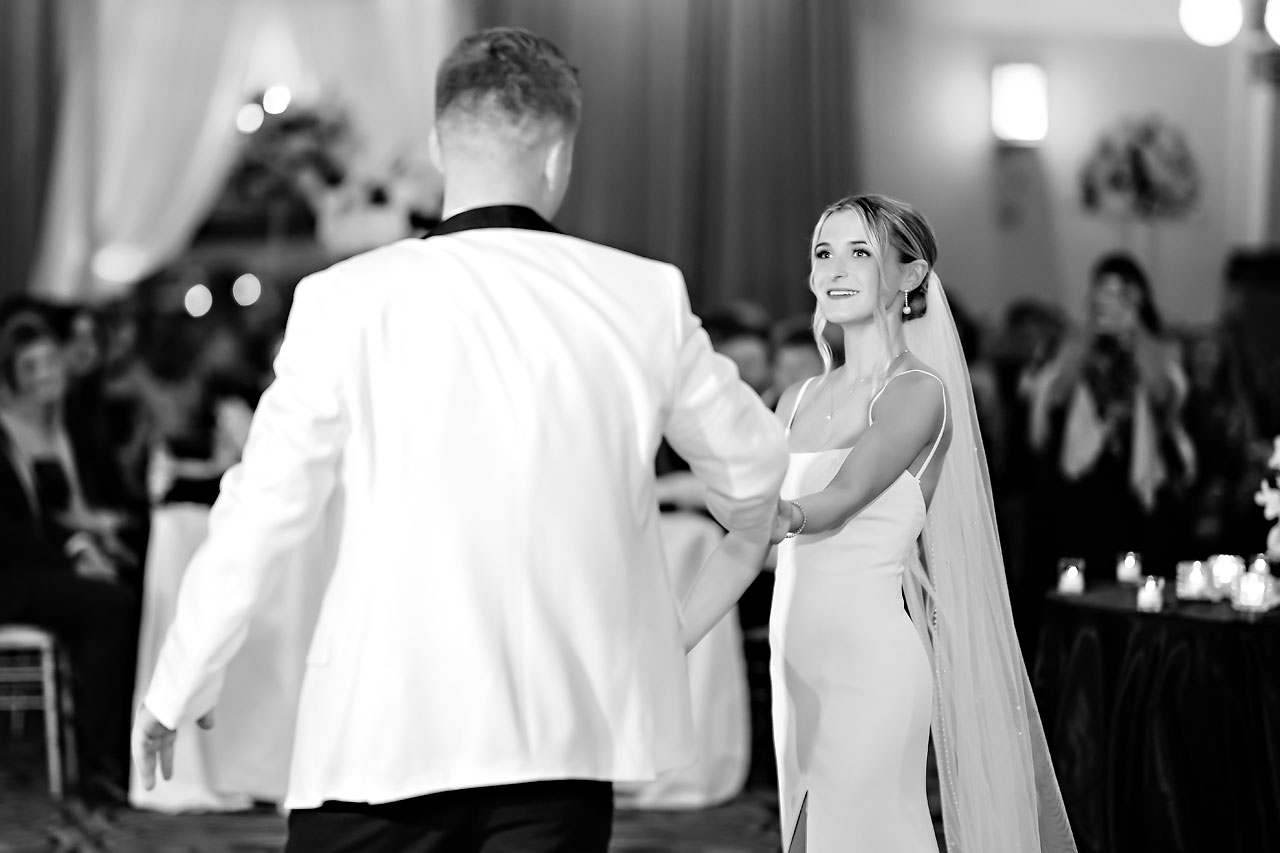 Lauren Colin Crowne Plaza Union Station Grand Hall Indianapolis Wedding 285