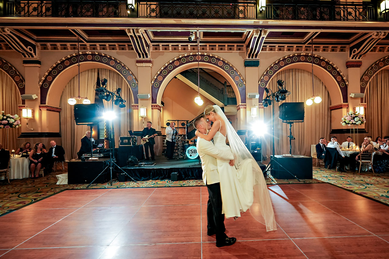 Lauren Colin Crowne Plaza Union Station Grand Hall Indianapolis Wedding 286