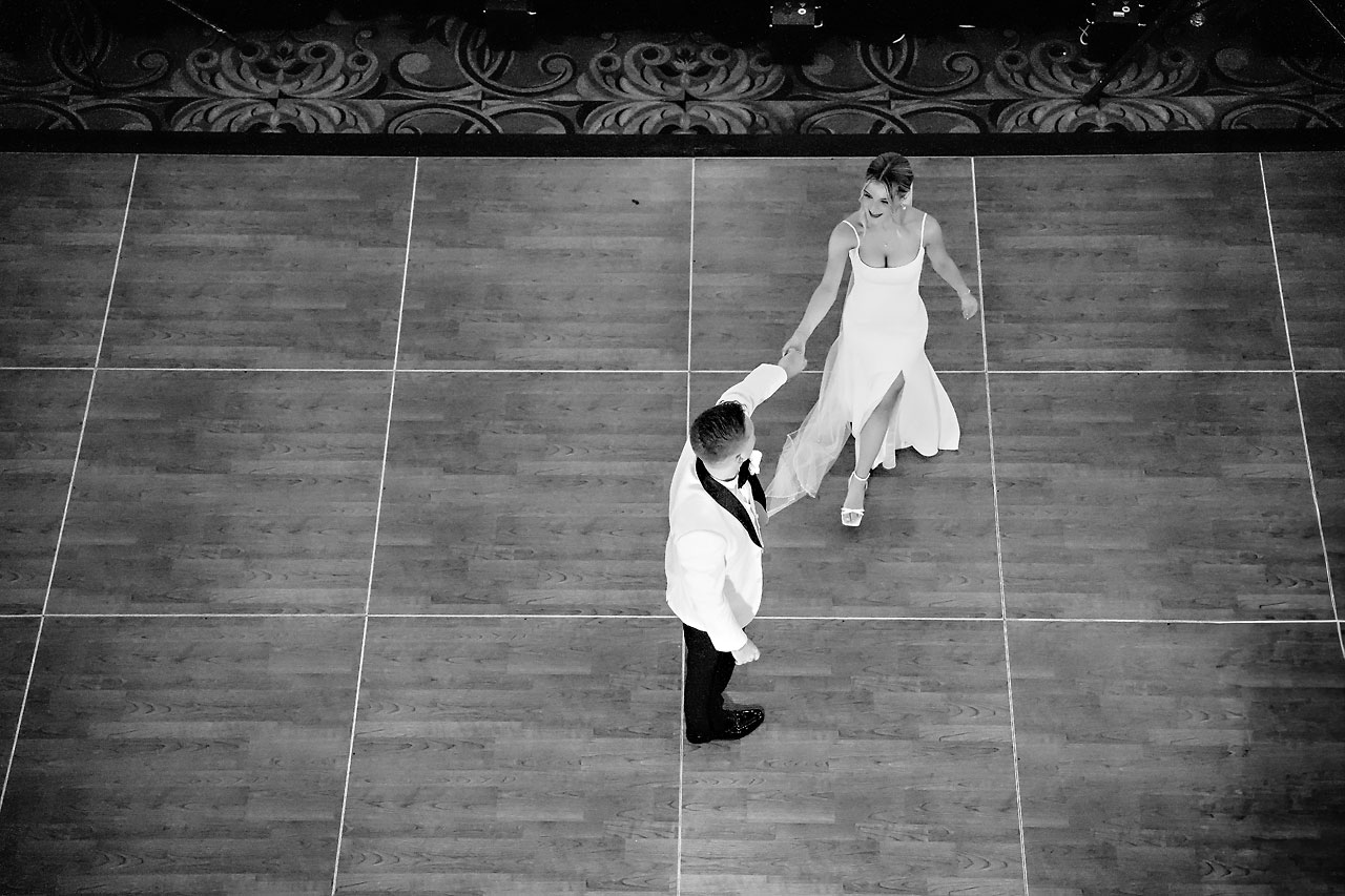 Lauren Colin Crowne Plaza Union Station Grand Hall Indianapolis Wedding 287