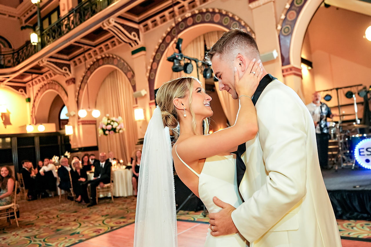 Lauren Colin Crowne Plaza Union Station Grand Hall Indianapolis Wedding 288