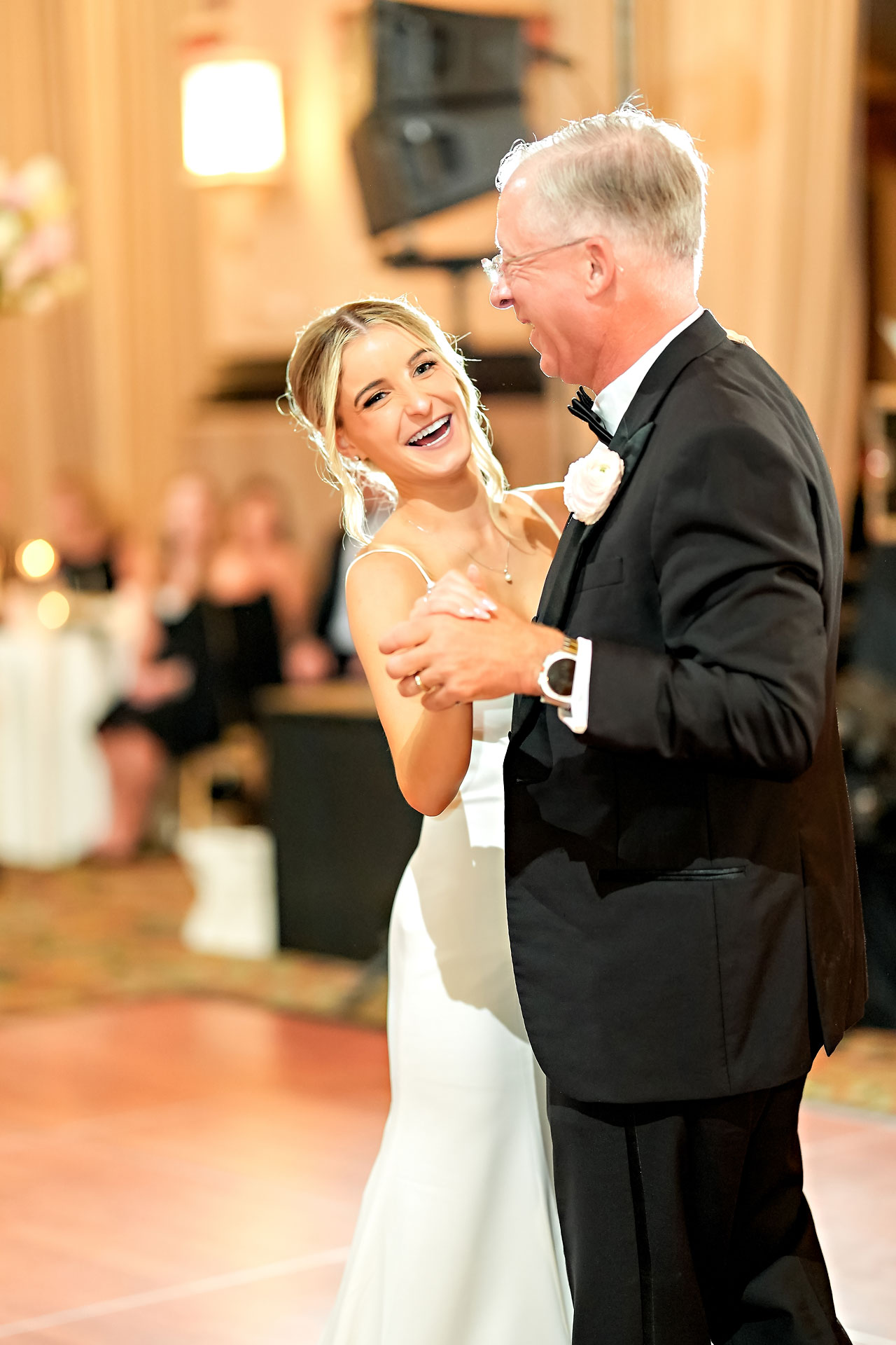 Lauren Colin Crowne Plaza Union Station Grand Hall Indianapolis Wedding 302