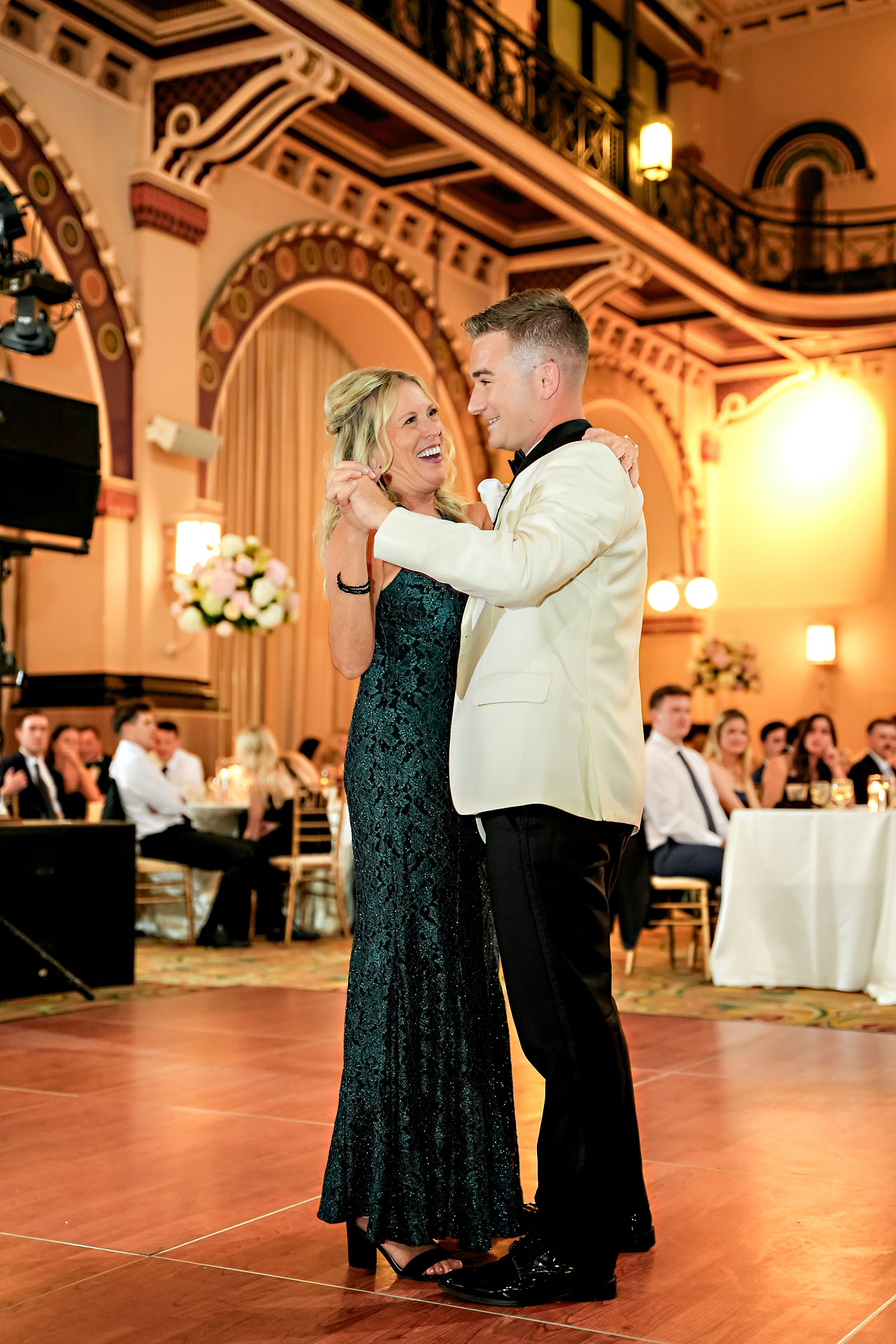 Lauren Colin Crowne Plaza Union Station Grand Hall Indianapolis Wedding 306