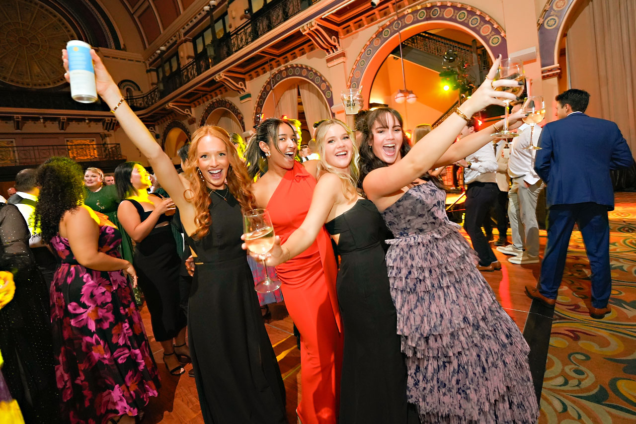 Lauren Colin Crowne Plaza Union Station Grand Hall Indianapolis Wedding 313