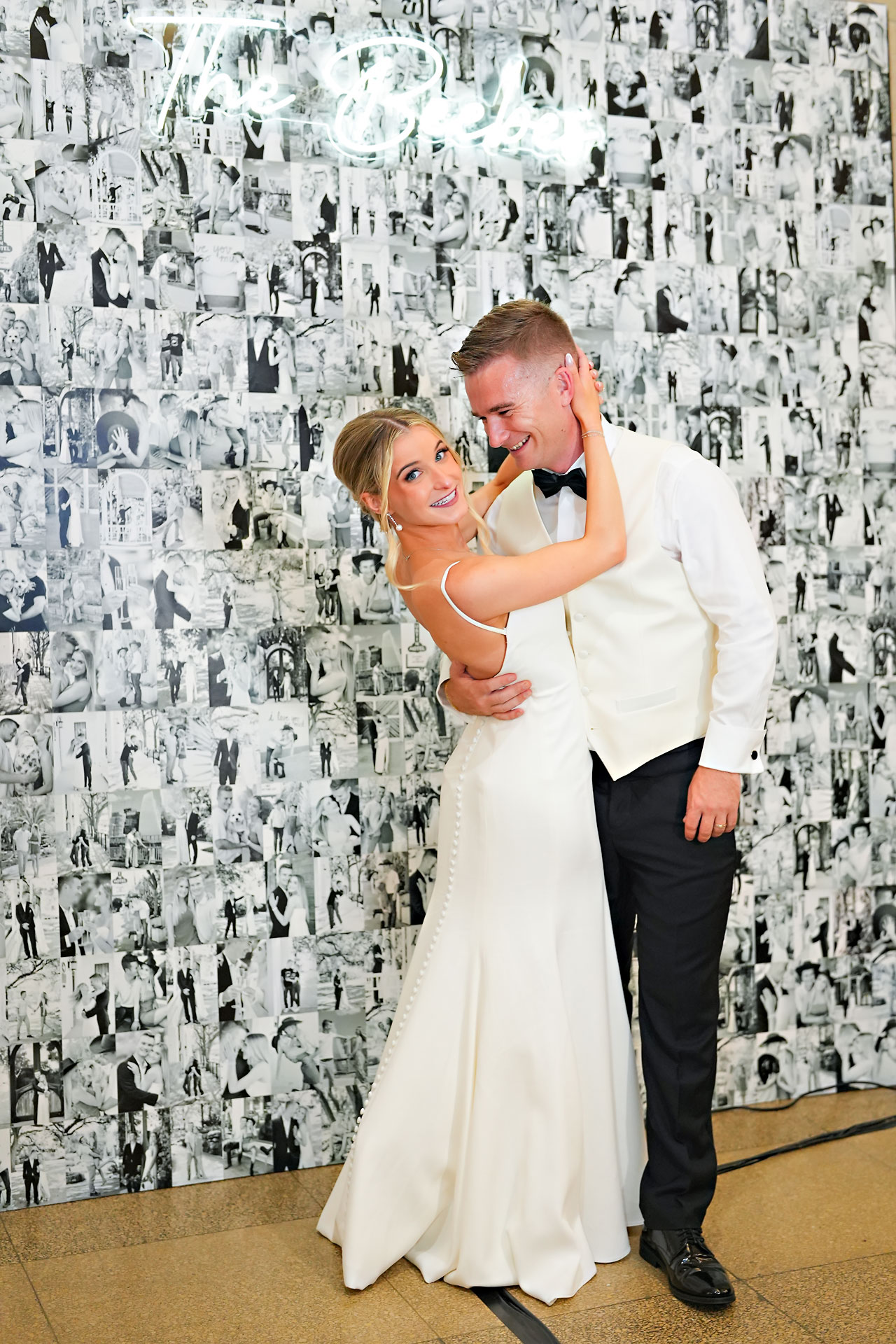 Lauren Colin Crowne Plaza Union Station Grand Hall Indianapolis Wedding 316