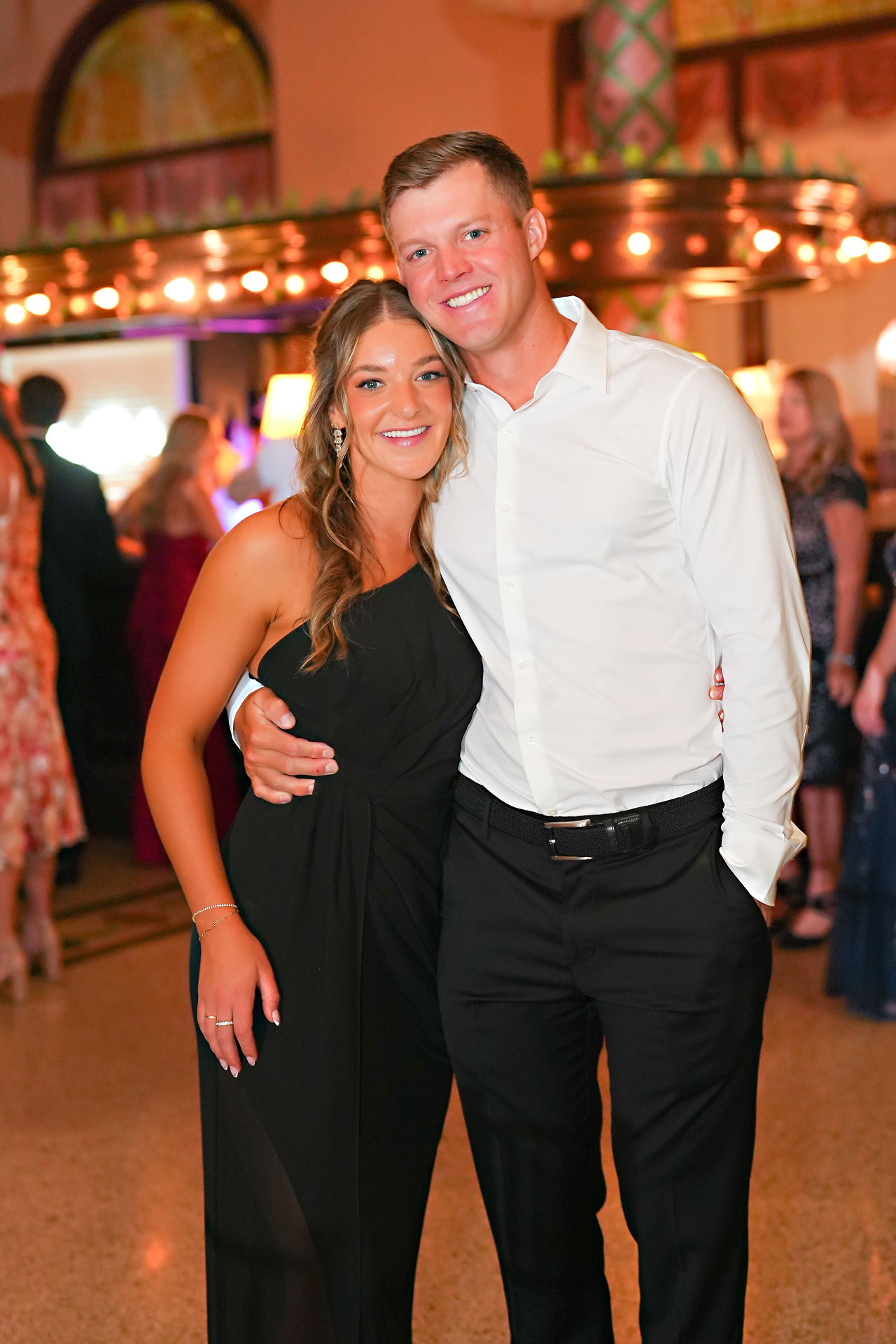 Lauren Colin Crowne Plaza Union Station Grand Hall Indianapolis Wedding 328