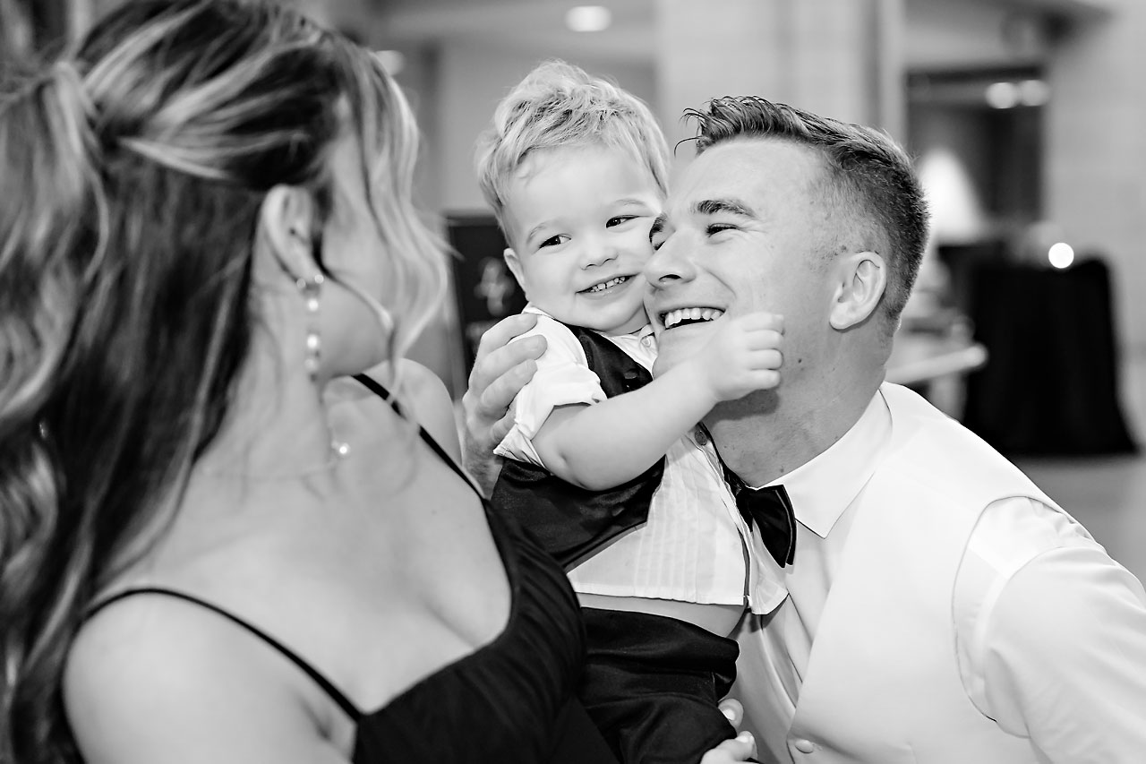 Lauren Colin Crowne Plaza Union Station Grand Hall Indianapolis Wedding 332