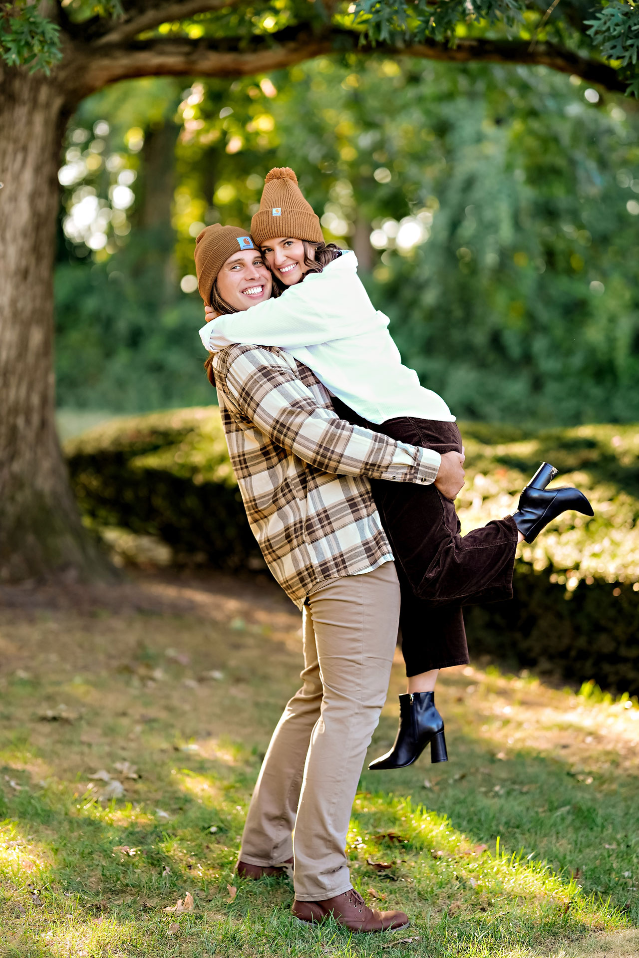 Erin Spencer Holcomb Gardens Fountain Square Canal Indianapolis Engagement Session 019