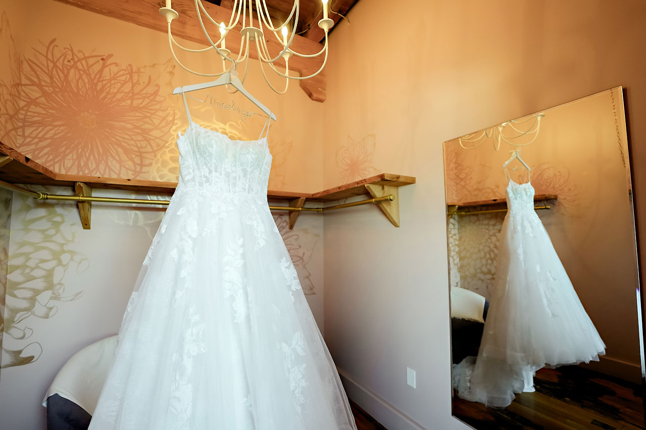 Elaine Michael Immaculate Heart of Mary Heirloom Indianapolis Wedding 0013