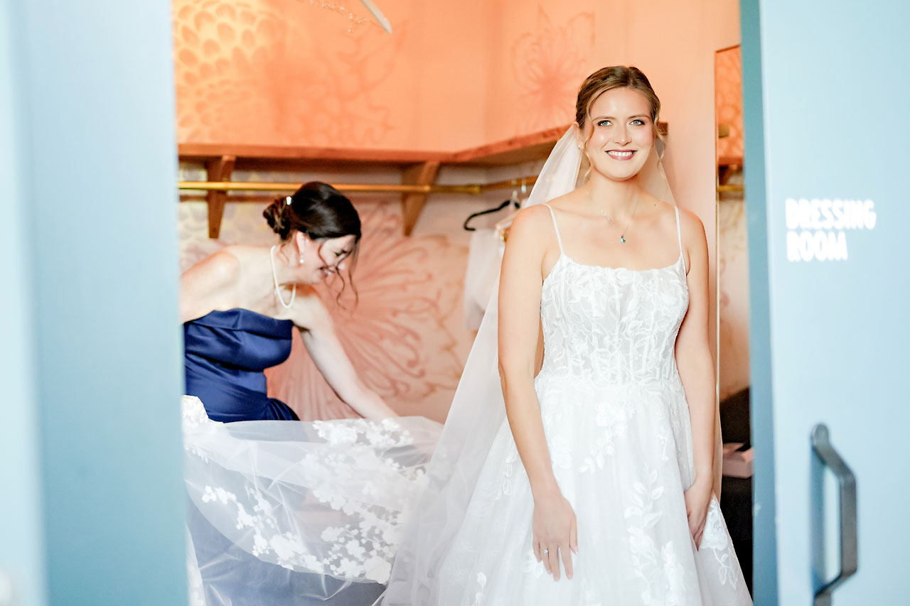 Elaine Michael Immaculate Heart of Mary Heirloom Indianapolis Wedding 0030