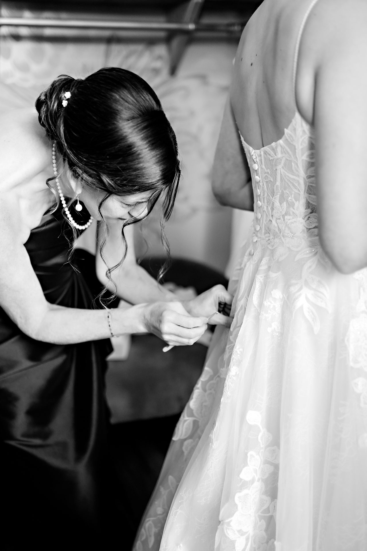 Elaine Michael Immaculate Heart of Mary Heirloom Indianapolis Wedding 0031