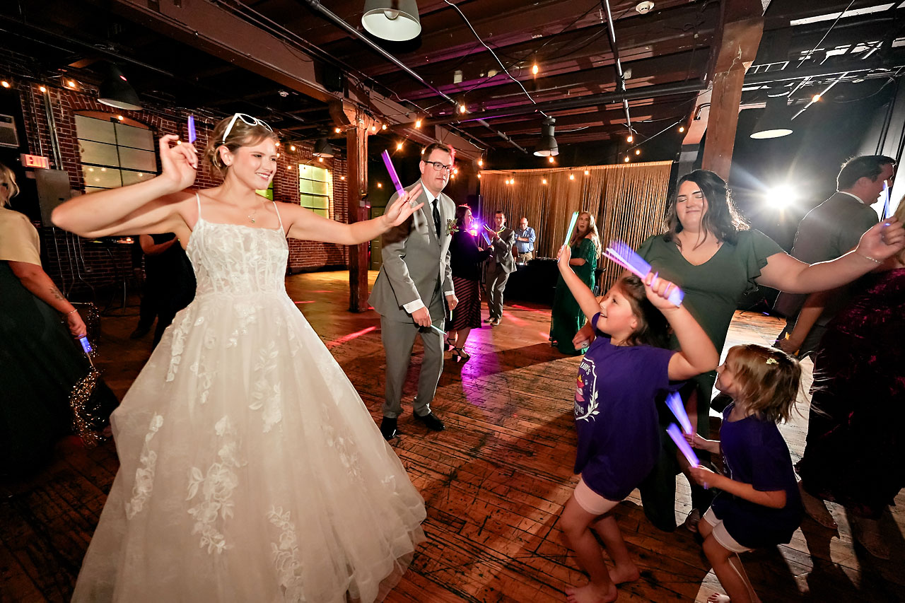 Elaine Michael Immaculate Heart of Mary Heirloom Indianapolis Wedding 0291