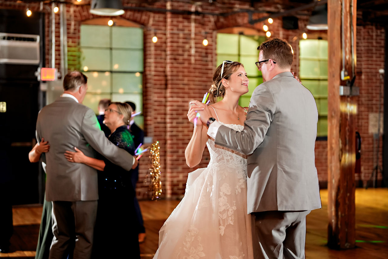 Elaine Michael Immaculate Heart of Mary Heirloom Indianapolis Wedding 0297