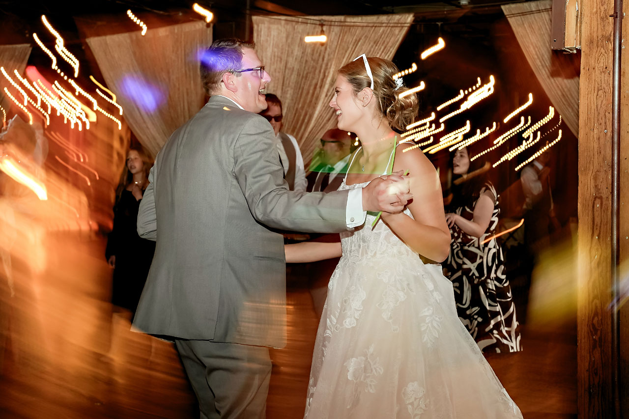 Elaine Michael Immaculate Heart of Mary Heirloom Indianapolis Wedding 0319