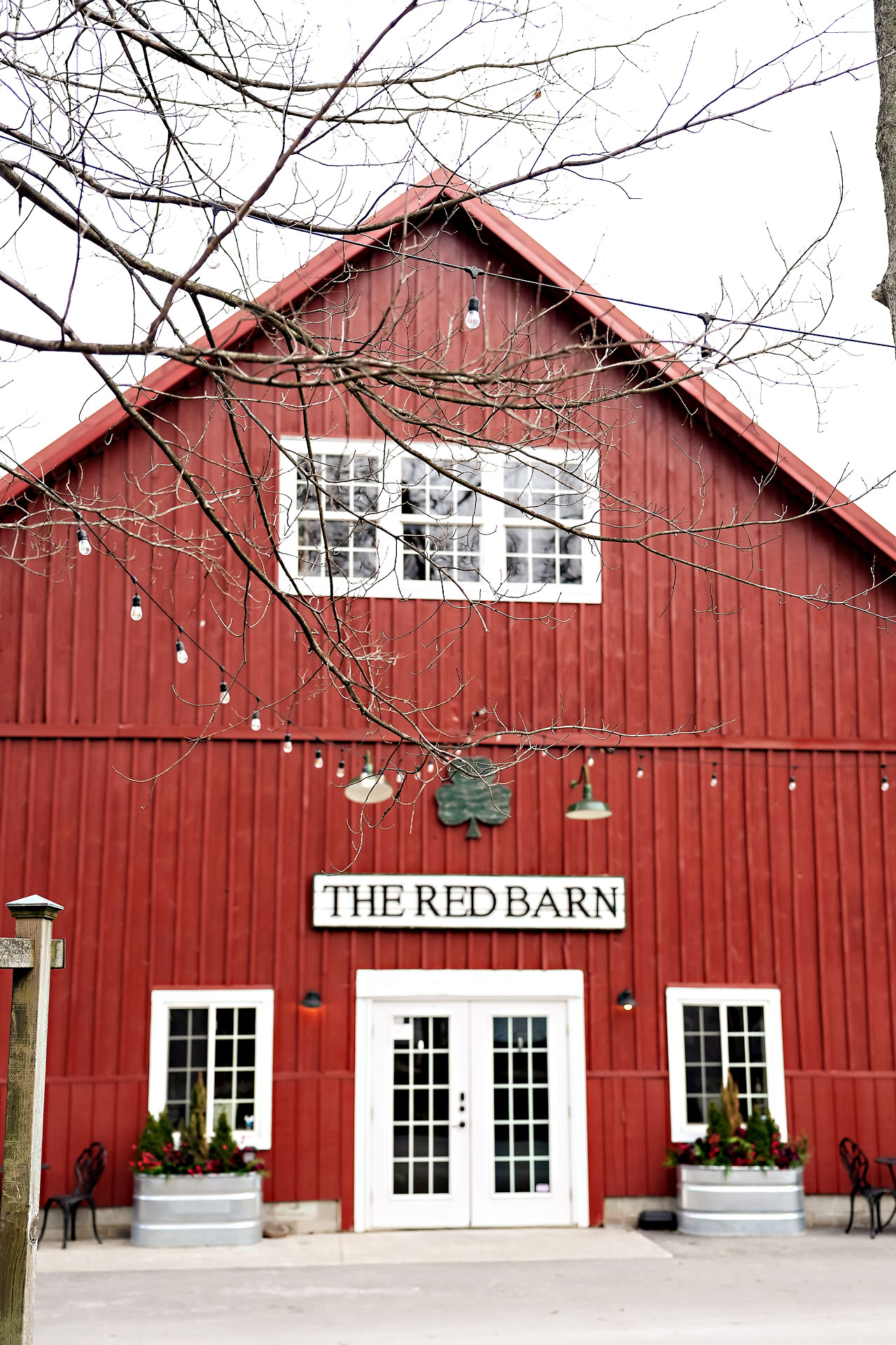 Elizabeth Gavin The Red Barn Sycamore Farm Wedding 009