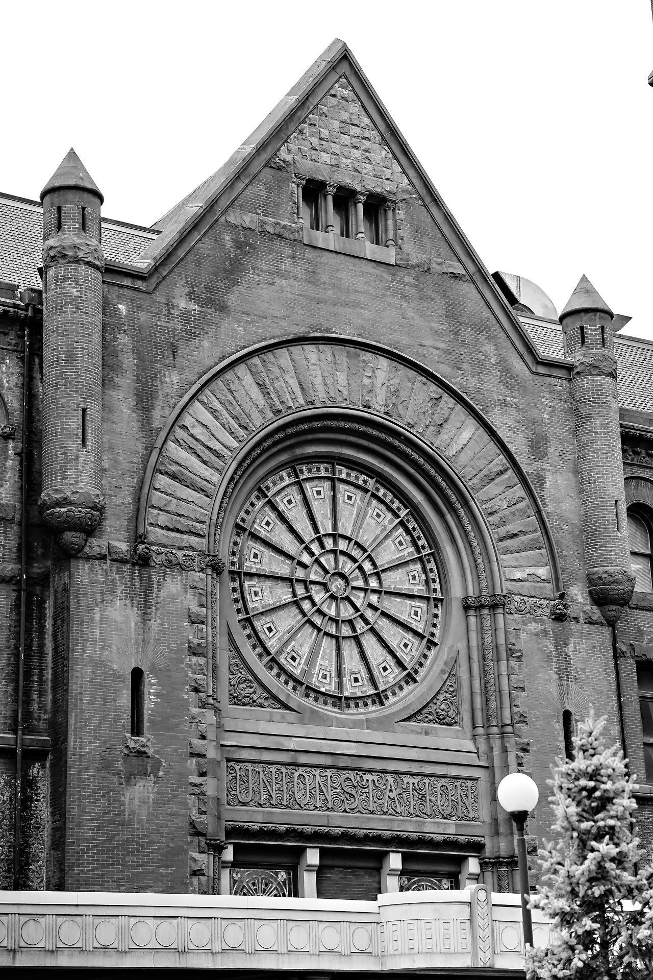 Kara Matt Omni Severin St Johns Union Station Indianapolis Wedding 218