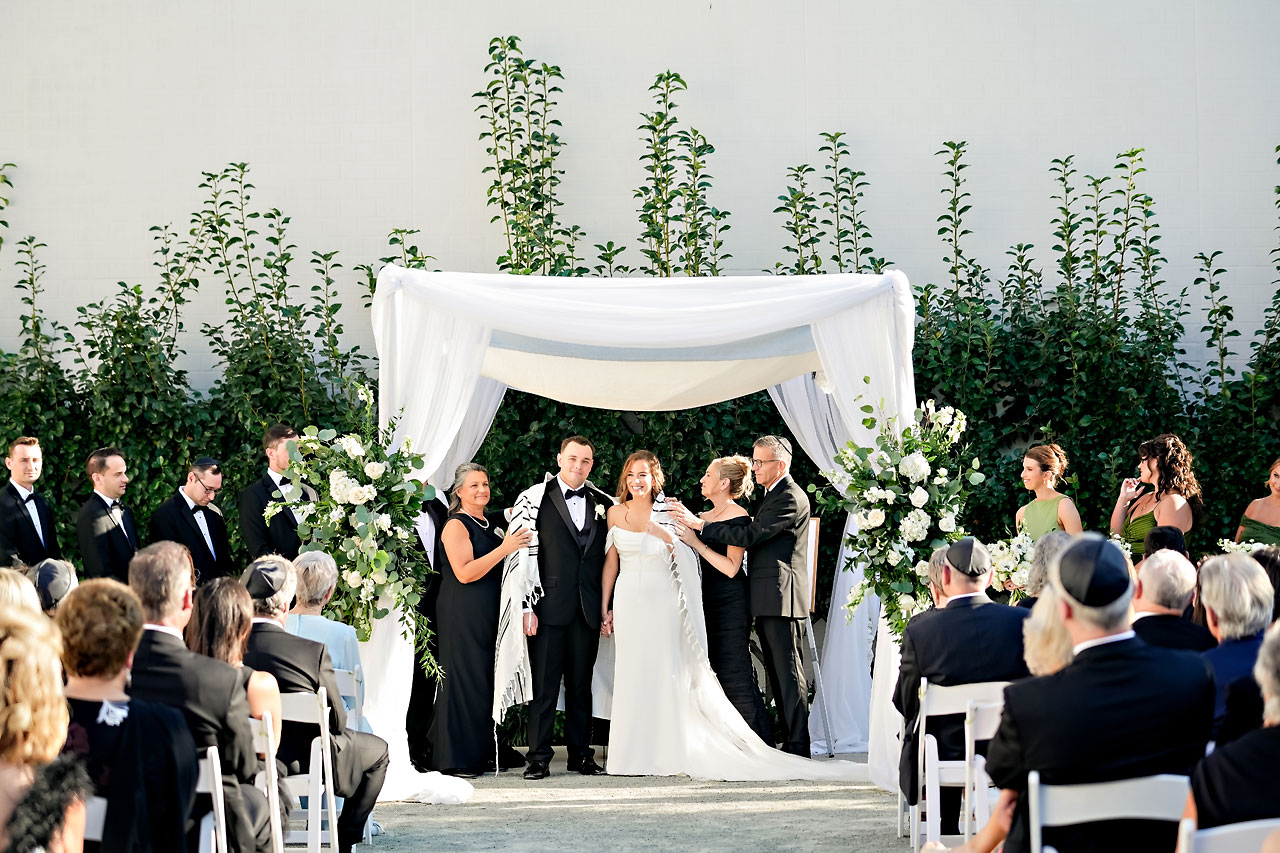 JULIE + NOLAN | RITZ CHARLES CARMEL INDIANA WEDDING